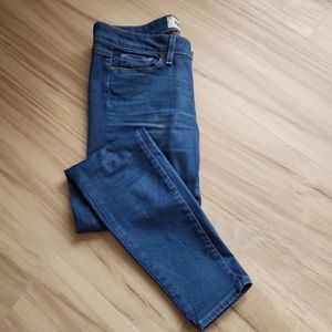 PAIGE Verdugo Ankle Jeans Unique Vintage Blue size 29 like new